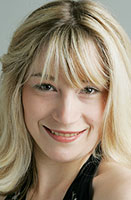 Amanda Favier